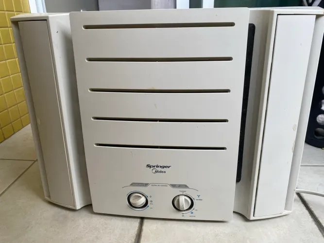 Ar condicionado Springer 7500 btus