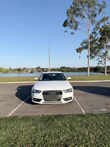 Audi A4 2.0 16V TFSI 183/180cv Multitronic 2013