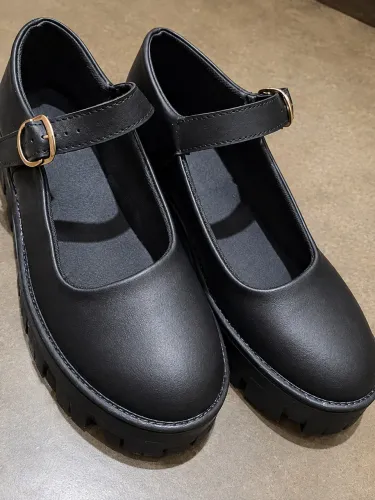 SAPATO MARY JANE PRETO