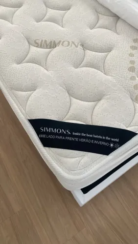 Colchão SIMONS Geocides Queem + box corino