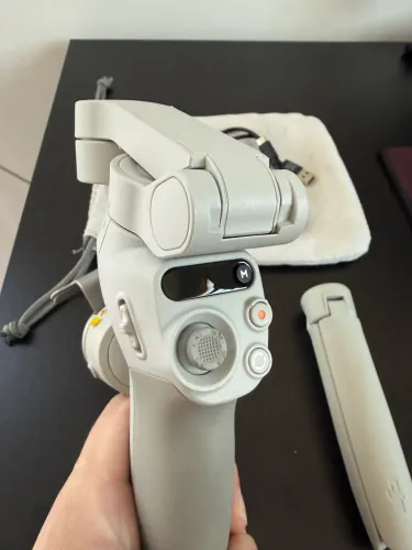 Estabilizador Celular Gimball DJI Osmo Mobile SE Cinza