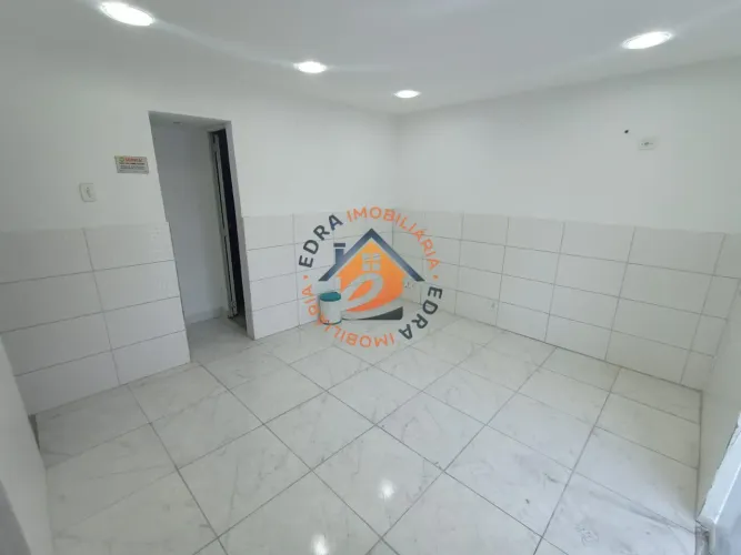 Casa comercial para aluguel em Bonsucesso