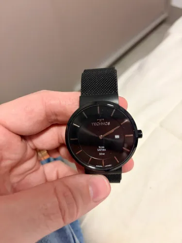 Vende-se relógio technos slim