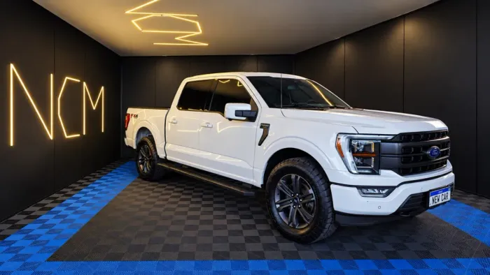 Ford F-150 Lariat 4X4 5.0 V8 2023
