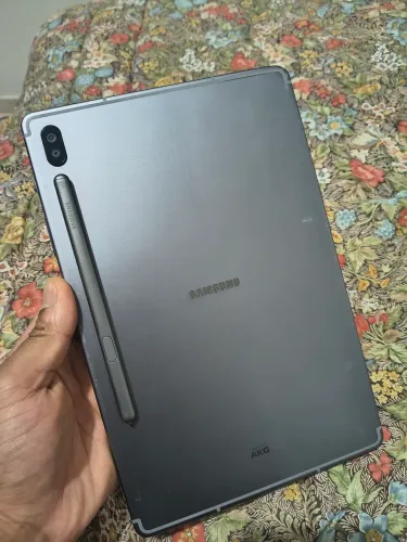 Tablet Samsung Galaxy S6 lite 2024, 128 GB, 4G com detalhe 