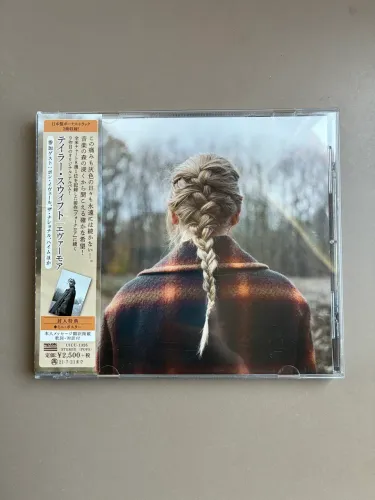 CDs Taylor Swift - Evermore Japonês