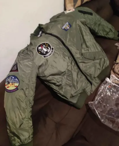 Vendo jaqueta Bomber NOVA 
