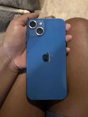 Vende-se iPhone 13