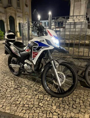 XRE 300 honda 
