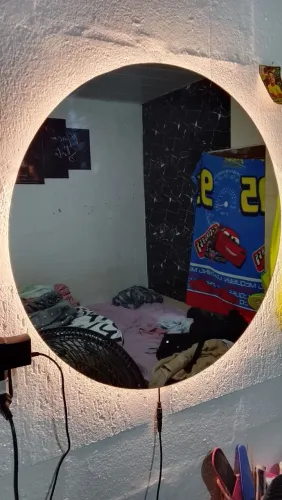 Vendo espelo com luz let