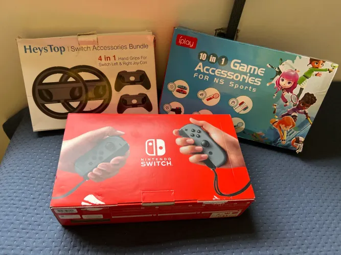 Console Nintendo Switch Cinza + Acessórios 