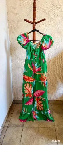Vestido Longo Tropical Floral Verde Tiered