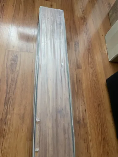 Caixa com 8 peças de piso laminado Durafloor