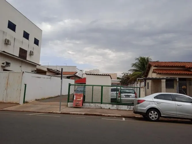 Terreno à venda em Sumaré, Centro
