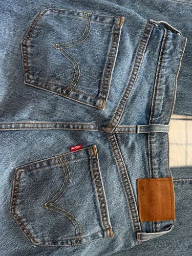 Calça jeans