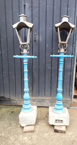 POSTES ANTIGOS DE FERRO //// R$1800,00 O PAR 