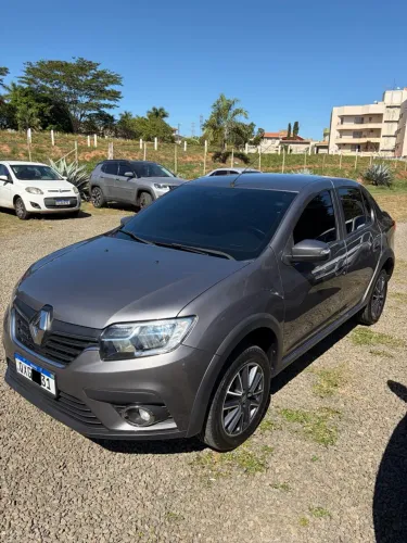 Renault Logan Intense Flex 1.6 16V 4P Aut. 2020