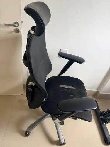 Cadeira Husky Office 700