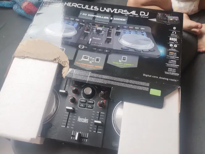Controlador DJ Hércules universal