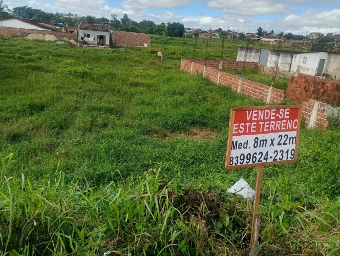 Terreno comercial pronto para construir