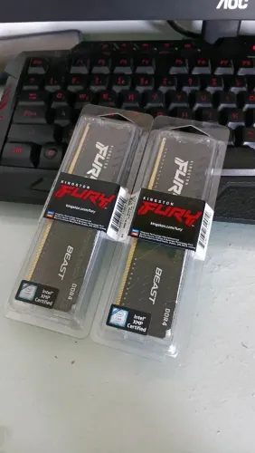 2x8GB RAM Furry Kingston 3200mhz DDR4 Cl16 (Nunca usada)