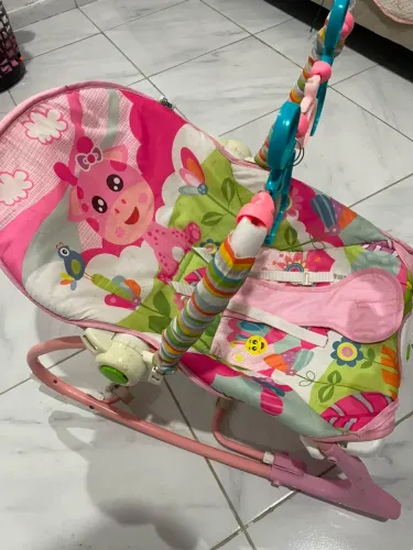 Cadeira de descanso infantil feminino