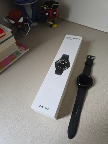 Samsung Galaxy Watch 4 Classic (46mm, Preto) - Completo