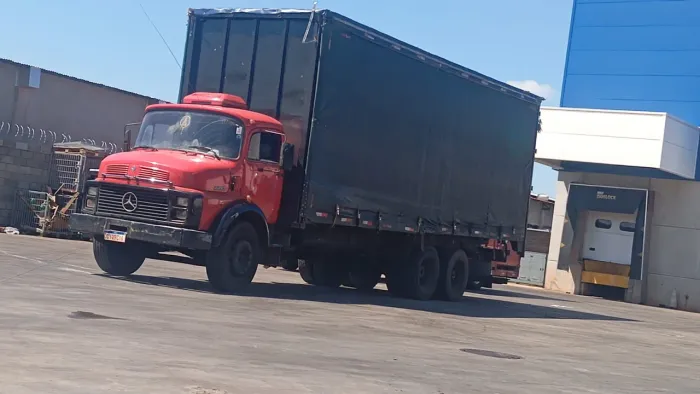 Caminhão ,saider
