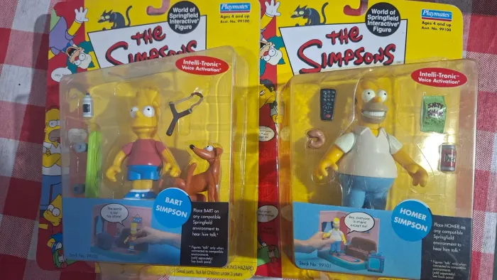 Lote 2 Bonecos Simpsons da Playmaters Lacrados
