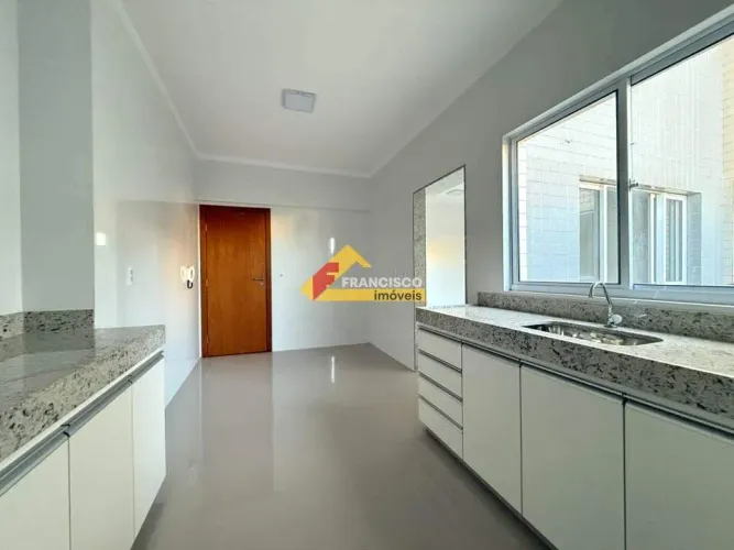 Apartamento para aluguel, 3 quartos, 1 suíte, 2 vagas, Centro - Divinópolis/MG