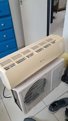 Ar Condicionado Springer - 12000 btu - PARA REPARO OU RETIRADA DE PEÇAS