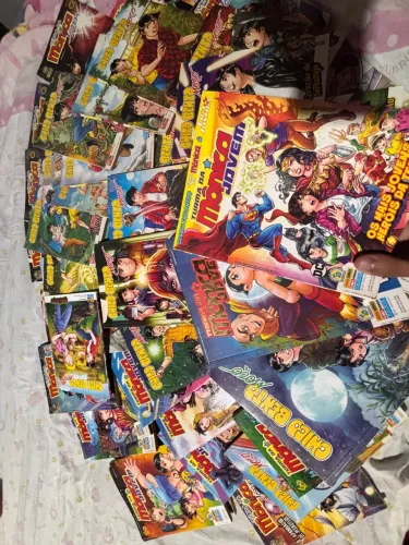 Estou vendendo um lote com 65 gibi