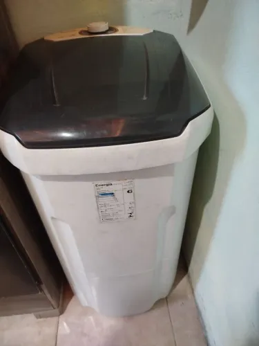 Tanquinho de lavar roupa 