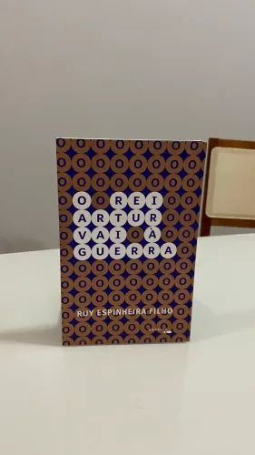 O Rei Artur Vai à Guerra - Livro Novo, Estado Perfeito