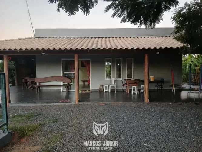 LINDA CHÁCARA A VENDA À 15KM DE MONTES CLAROS MG COM EXCELENTE ACESSO ESTRADA JURAMENTO