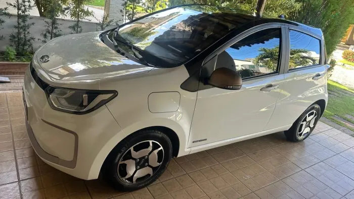 JAC E-JS1 62cv 5P Aut. (elétrico) 2023