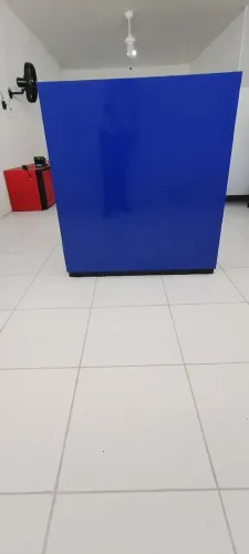 Balcão de Atendimento e Caixa Expositor