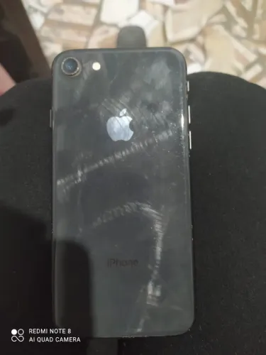 iPhone 8