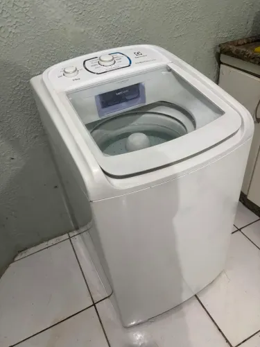 Máquina de lavar Electrolux 11kg