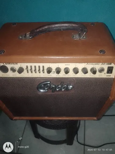 Caixa de violão