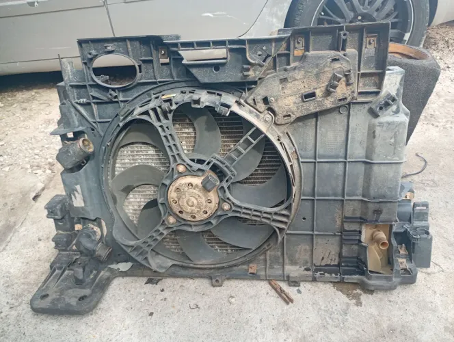 Radiador e ventoinha Fiat stilo 1.8 16v