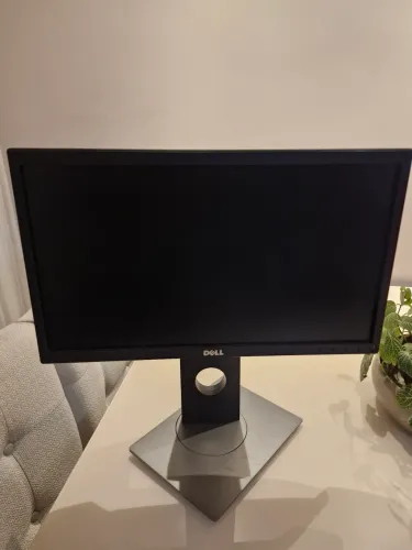 monitor Dell P2018H de 19,5