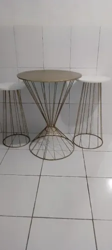 Vendo essas mesas ideal para eventos valor 250