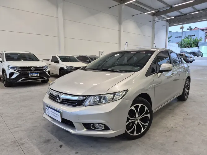 Honda Civic Sedan LXR 2.0 Flexone 16V Aut. 4P 2014