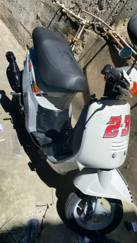 Vendo moto para sair logo 