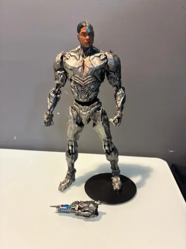 Cyborg mc farlane