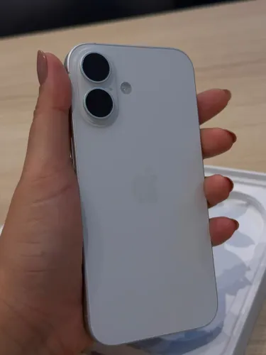 Iphone 16 126 3 meses de uso 