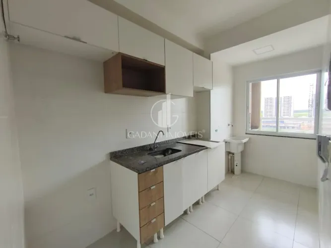 APARTAMENTO DE 2 QUARTOS SENDO 1 SUÍTE PARA LOCAÇÃO POR R$ 2.300,00 NO CONDOMÍNIO LIFE EM