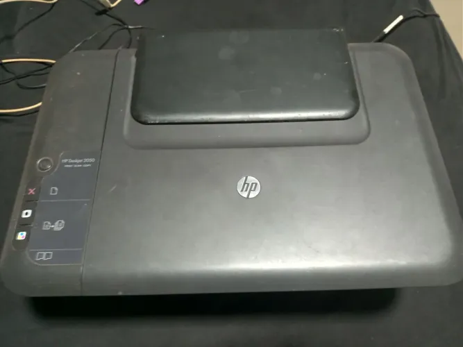 Impressora HP DeskJet 2050