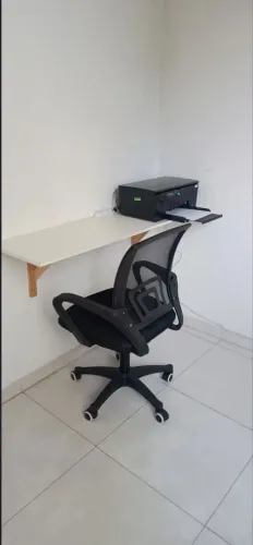 Cantinho home office